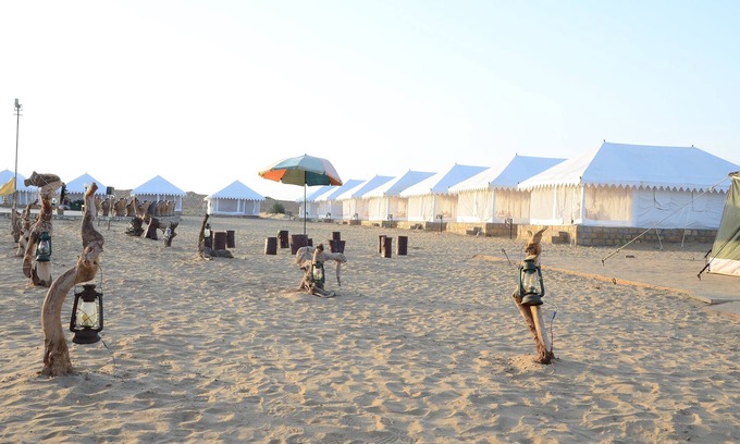 Kanoi Alquiler De RV | The Chirag Desert Camp