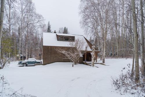 Fairbanks Apartamento | The Chuck Morgan Lower Flat