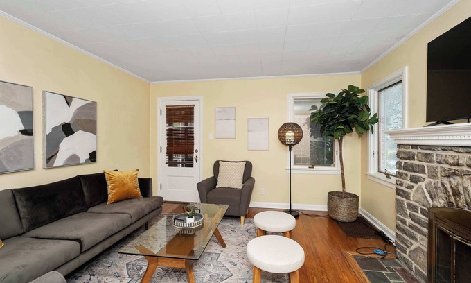 Roselawn Finance Casa | The Cincinnati Charm