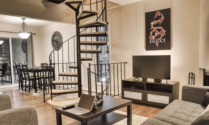 East Walnut HIlls Casa | The Cincy Hideaway, <5min to Downtown