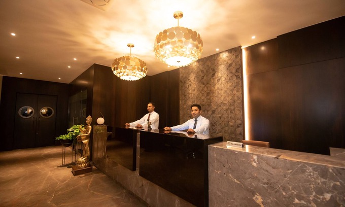 Siliguri Cama Y Desayuno | The Cindrella Hotel