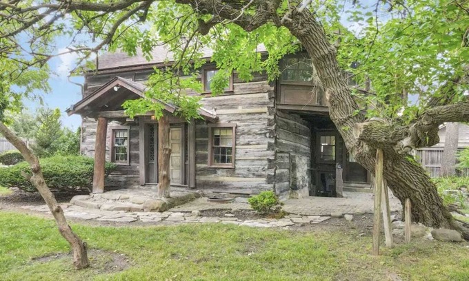 Old North Columbus Casa | The City Cabin - Unique and Historic!