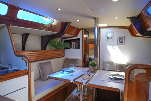 Lisbon Alquiler De Eote | The Classic Sailboat Retreat