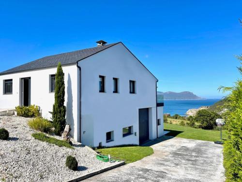 Ortigueira Casa | The Cliffs - Celtigos Blue Marine