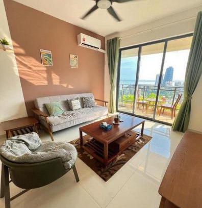 Gelang Patah Apartamento | The Clover Homestay