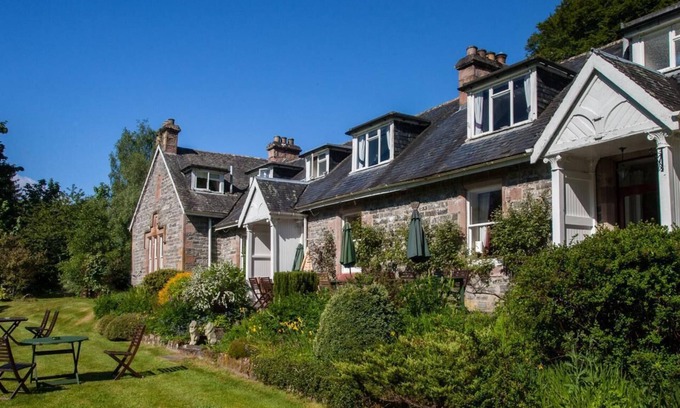 Marybank Hotel | The Cnoc Hotel