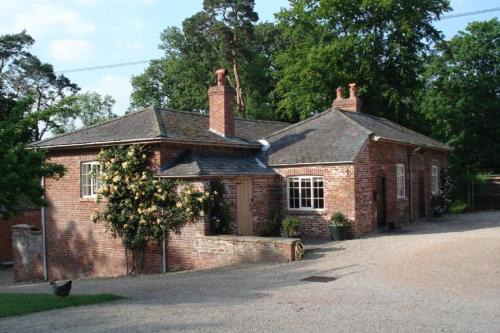 Llanfyllin Casa | The Coach House at Bryngwyn Hall