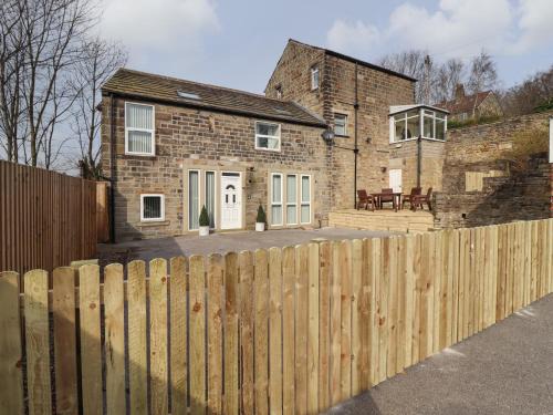 Keighley Casa | The Coach House