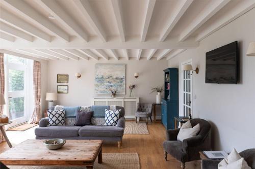 Penicuik Casa | The Coach House, Pentland Hills