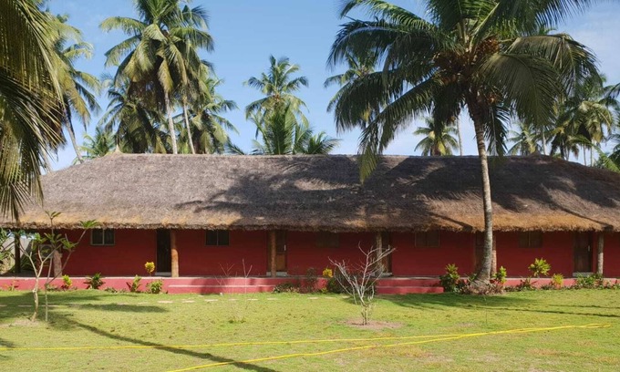Assinie Chalet De Esquí | La plantación de cocoteros de Assinie