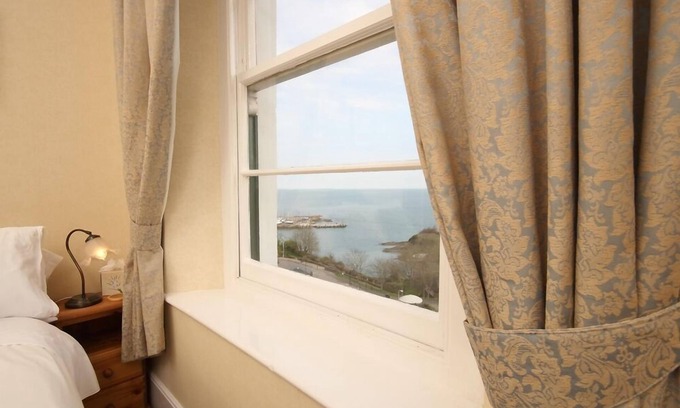 Hele Casa | The Collingdale Guest House