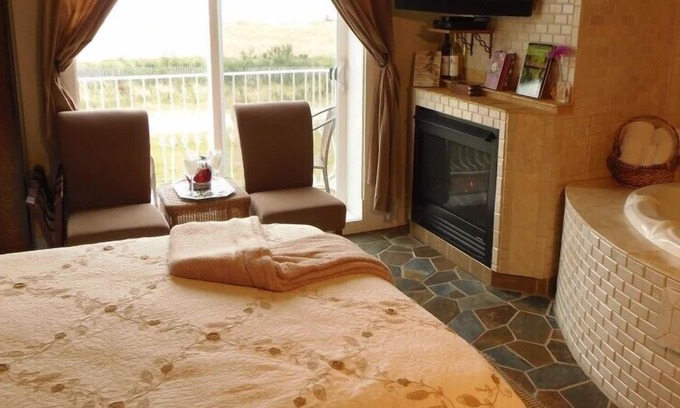 Ocean Shores Casa | The Collins Inn and Seaside Cottages - Adults Only