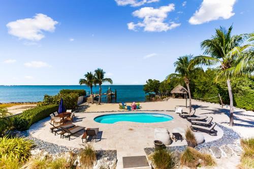 Bowens Addition Casa | The Colorful Cabana