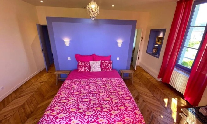Commarin Cama Y Desayuno | The colors of Commarin Chambre Bleue