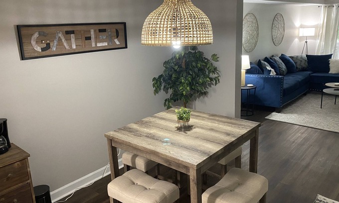 Athens Condominio | The Condo at Appleby…1 mile to stadium & downtown