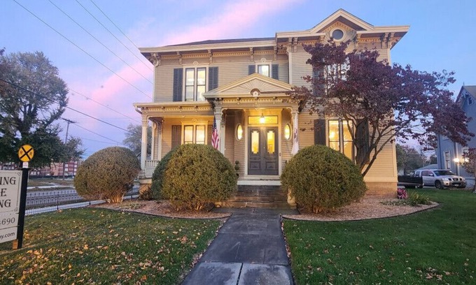 Springfield Casa | The Conkling House in the Old Aristocracy Hill Neighborhood