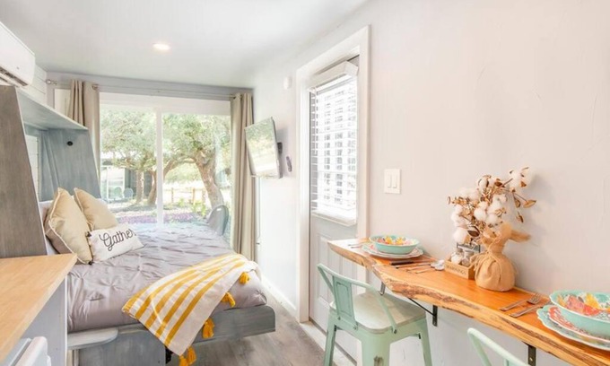 Johnson City Casa | The Container Retreat @ 290 Wine Trail #6 Enjoy nature!