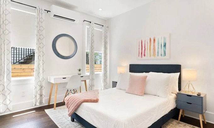 Westside Apartamento | The Cooper Suite at 697 King
