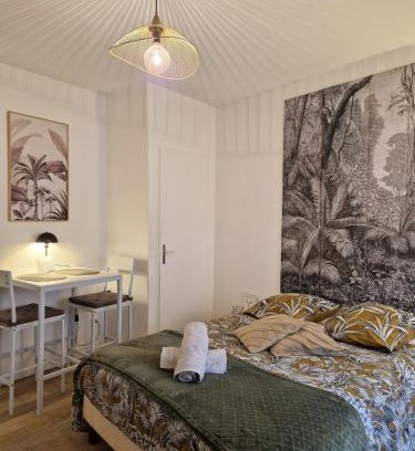 Laon Sud Apartamento | The Cosmopolitan - central station and tramway