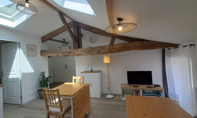 Gemozac Apartamento | The Cosy Charming Apartment Renovate
