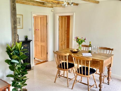 York Casa | The Cottage