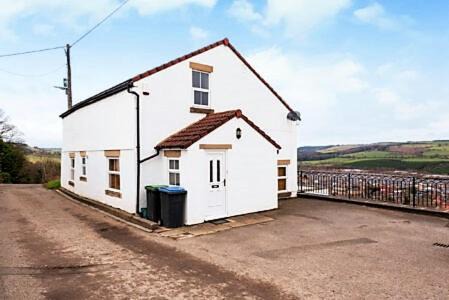 Langley Park Casa | The Cottage, Hill Top Stables