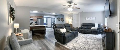 Statesboro Casa | The Cottage House on the Blue Mile - Family Friendly, Close to GSU!