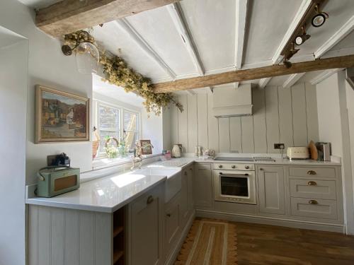 Castleton Casa | The Cottage on the Island