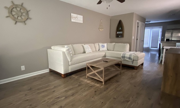 Clarksville Casa | The Cottage
