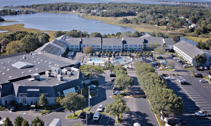 West Yarmouth Complejo | The Cove at Yarmouth by VRI Americas