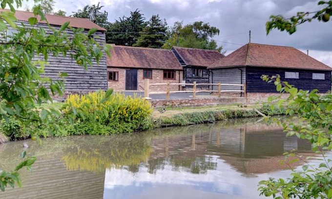 Bodle Street Green Casa | The Cowshed in the beautiful Hailsham