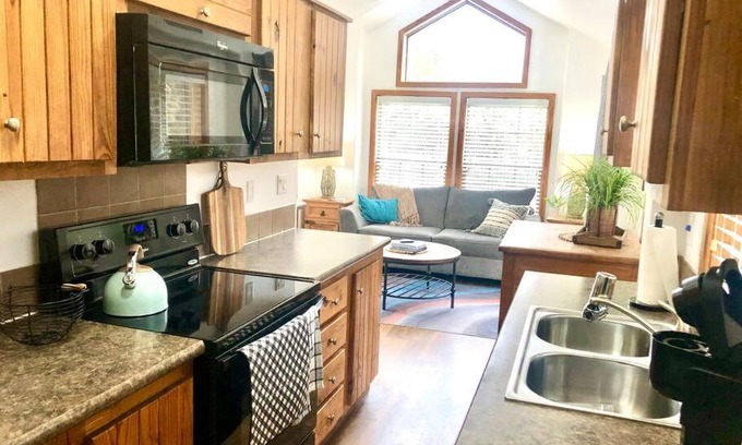Austin Casa | The Coyote Cabin - Cabins at Rim Rock
