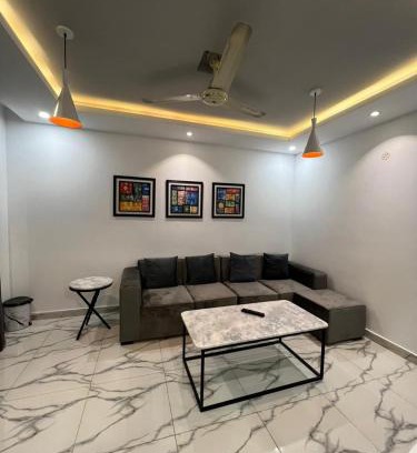 Gulshan-e-Iqbal Apartamento | The Cozy 2BR APT at Gulshan Iqbal 13-E