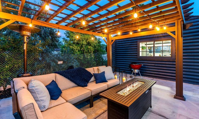 Riverton Cabina | The Cozy Cabin: Riverton Retreat Getaway