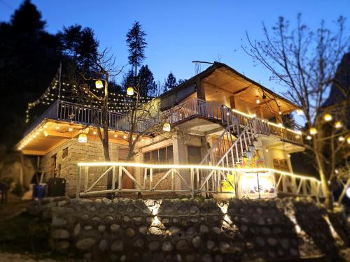 Banjar Casa | The Cozy Monks - Tirthan Valley