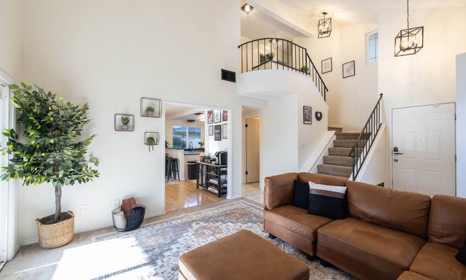 South Natomas Casa | The Cozy Sac-Pool/large yard & attractions nearby
