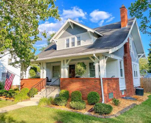 Perrysburg Casa | The Craftsman Uptown - Walk to Shops & Eats