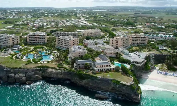 Diamond Valley Complejo | The Crane Resort 2BR + 3Bth. Vista al océano. Priv 28 'piscina Cocina + LivingRoom Sleep 6