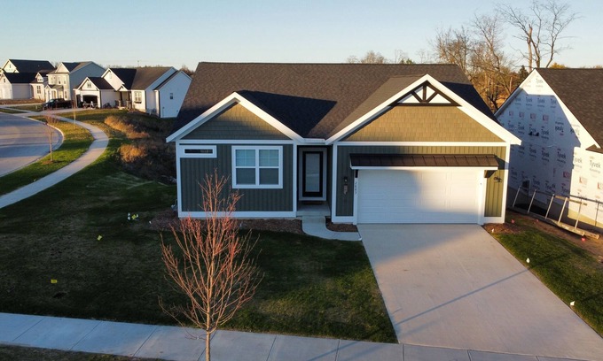 Kentwood Casa | The Crash Pad 1