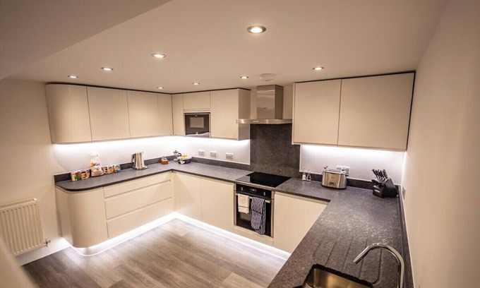 Plymouth Apartamento | The Crescent by Pureserviced