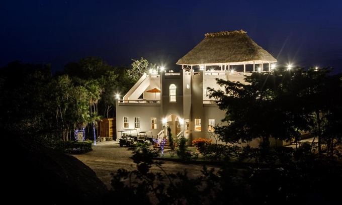 Orchid Bay Cama Y Desayuno | The Crimson Orchid Inn at Orchid Bay