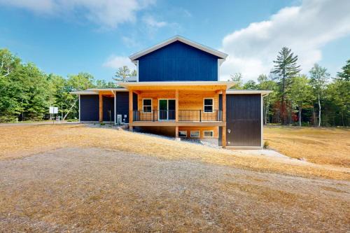 Eagle River Casa | The Crossing at Lake Forest- 39 & 40