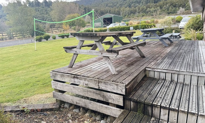 Tongariro National Park Cabina | The Crossing Lodge and Backpackers