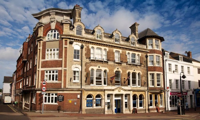 Weymouth Hotel | The Crown Hotel