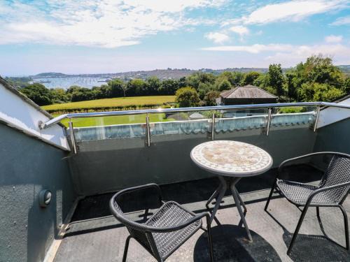 Mylor Casa | The Crows Nest