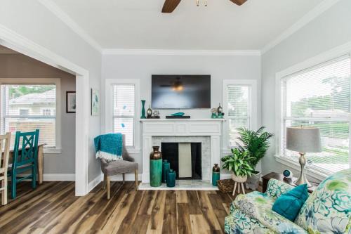 Lakeland Casa | The Cumberland Cottage Near Florida Southern College