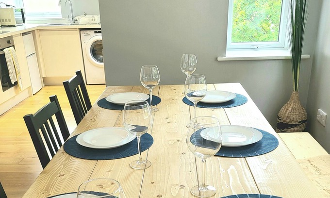 Hastings Apartamento | The Curious Lobster-modern Modern 3 Bed Flat Near Hastings Old Town