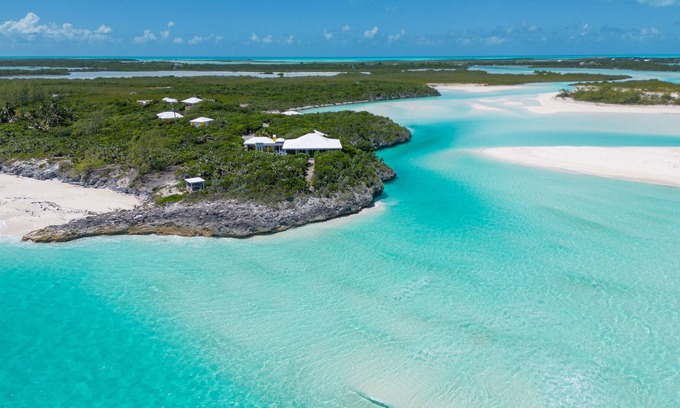 Great Exuma Casa | The Cut at the Ferry is situated on the edge of the lazy river