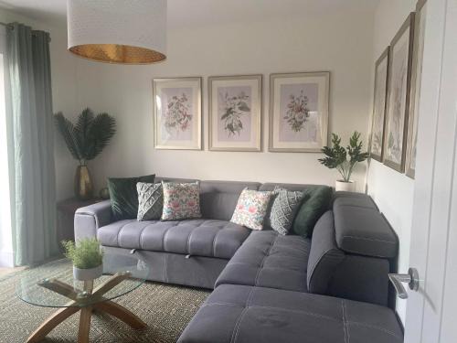 Kenfig Hill Apartamento | The Cwtch Pet Friendly Ground Floor Flat Near M4 and Porthcawl