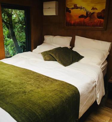 South Molton Otro | The Dainty Den, Headgate Farm,